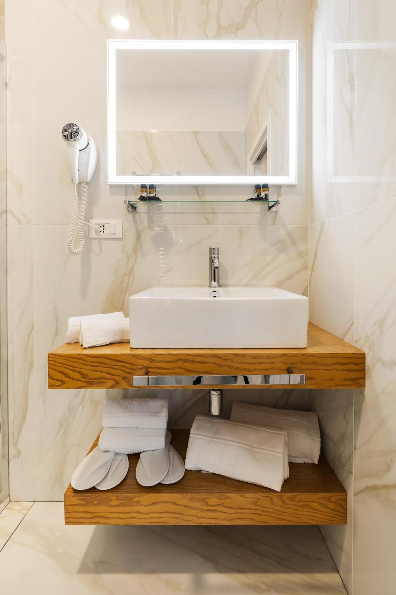 Albadea Deco&Jacuzzi Hotel Roma Exterior foto